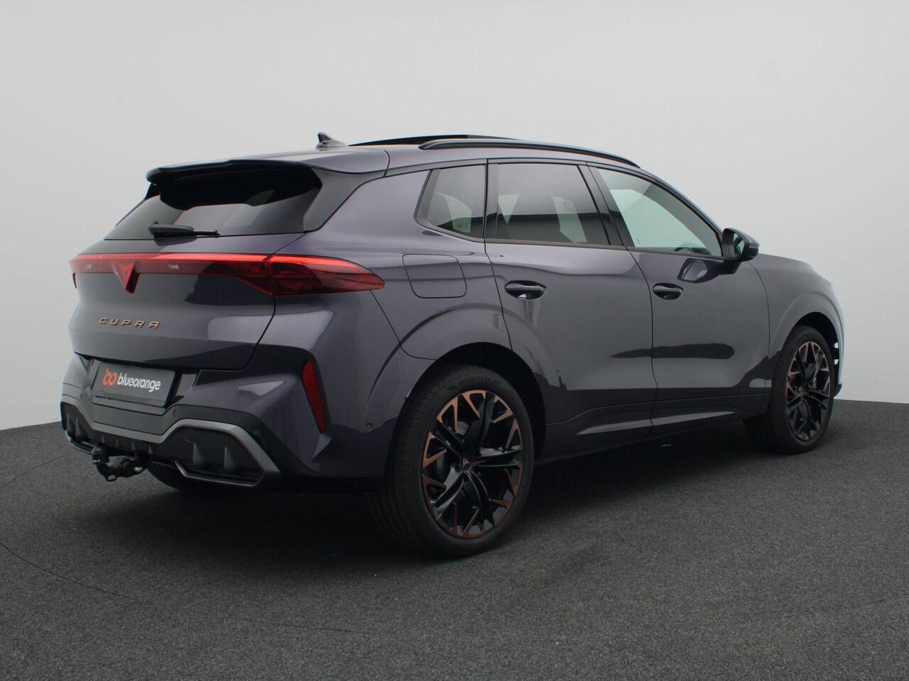 Cupra Terramar 1.5 TSI e-Hybrid VZ Performance 272PK DSG matrix led, Dynamica, trekhaak, Sennheiser audio, 360gr. camera, head-up display, alarm, schuif-kanteldak, winterpakket, adaptive cruise met travel assist, side assist, virtual pedal, keyless, 20" lichtmetaal