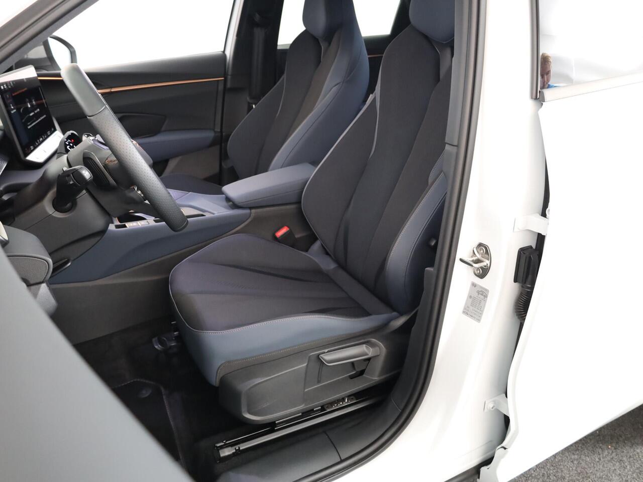 Cupra Terramar 1.5 TSI e-Hybrid 204pk | Wegklapbare trekhaak | Navigatie via App | Matrix led verlichting | Parkeercamera