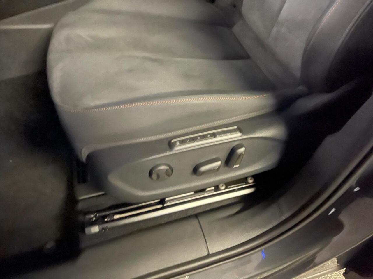 Cupra Terramar 1.5 eTSI 150pk DSG Business | 360 Camera | Elk Stoelen