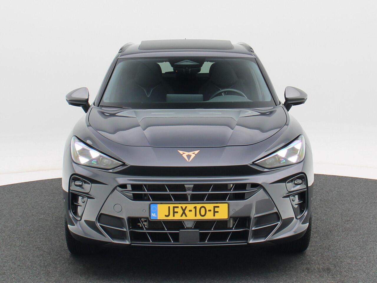 Cupra Terramar 1.5 TSi 272 Pk Automaat e-Hybrid VZ Performance | Panoramadak | Trekhaak | 360° Camera | Adaptive Cruise | Sennheiser Audio | Stoel Verwarming | LED | 20 Inch | 12.655 Km!