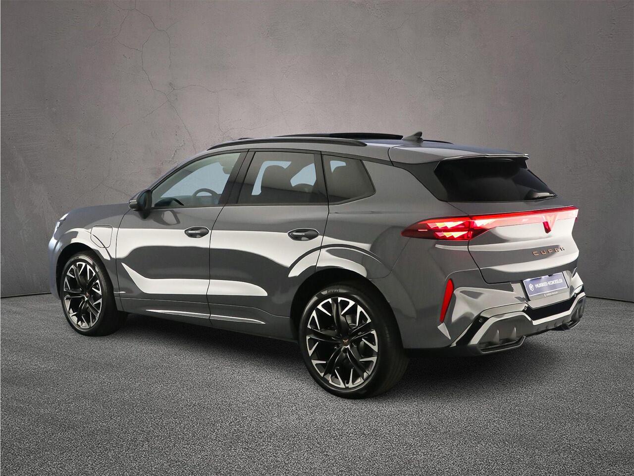 Cupra Terramar VZ Performance 1.5 TSI e-Hybrid 272pk DSG Automaat Trekhaak, Panoramadak, Adaptive cruise control, Sennheiser audio, Elektrische achterklep, Head up display, 360 camera