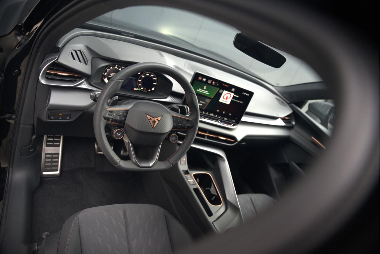 Cupra Terramar 1.5 eTSI Business | Adaptive Cruise Control | 360 Camera | Stoelverwarming | Stuurverwarming | Memory Seat | Elektrische verstelbare stoel | Ambiance Verlichting | Dodehoekdetectie | Keyless | LED | BTW | Fab