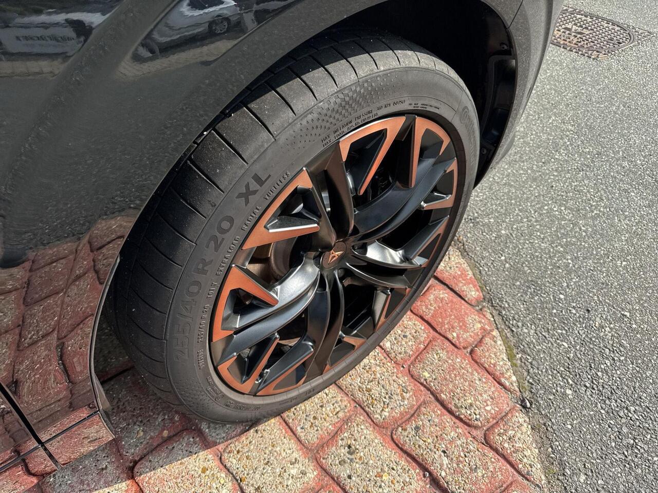 Cupra Terramar 1.5 TSI e-Hybrid VZ Performance | SOH 100% | 272Pk | Sennheiser Sound | HD Matrix Led | Camera Rondom | Head Up | Pano Dak | 20" LM |