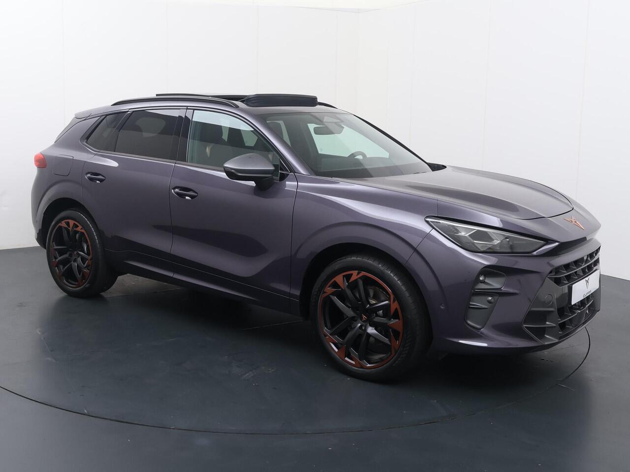 Cupra Terramar 1.5 TSI e-Hybrid VZ Performance | 272 PK | SoH 100% | Lederen interieur | Trekhaak wegklapbaar | Panoramadak | Matrix LED koplampen | 360 Graden camera |