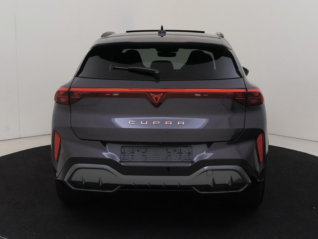 Cupra Terramar 1.5 TSI e-Hybrid VZ Performance | Panoramadak | Head-up display | Sennheiser audio | 360 camera | Lederen bekleding | Keyless | Adaptieve demping |