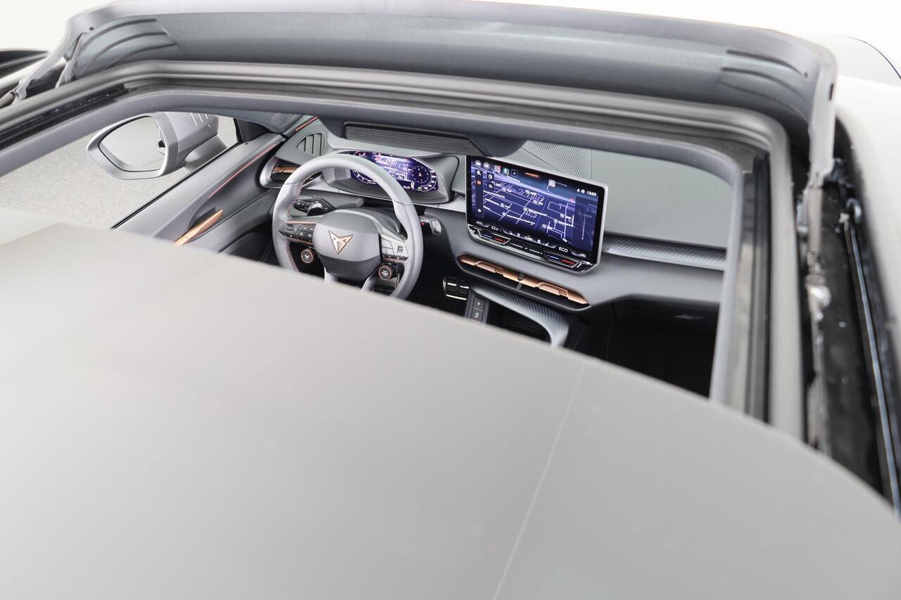 Cupra Terramar 1.5 TSI e-Hybrid Business 204pk | Panoramadak | Senheisser Sound | Elek. verstelbare stoelen incl. memory | 19 inch |