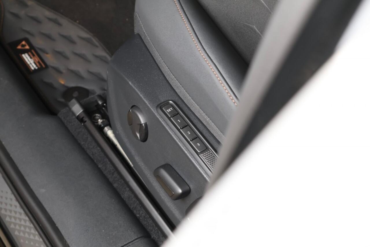 Cupra Terramar 1.5 TSI E-Hybrid 204PK - Panodak - Sennheiser Audio - Matrix LED