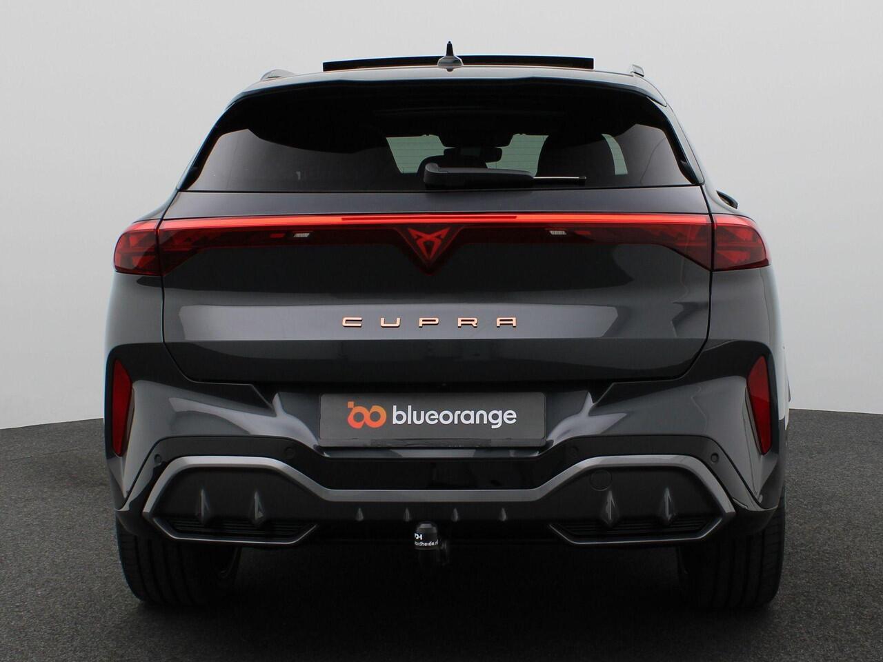 Cupra Terramar 1.5 TSI e-Hybrid VZ Performance 272PK DSG matrix led, trekhaak, Sennheiser audio, 360gr. camera, head-up display, alarm, schuif-kanteldak, winterpakket, adaptive cruise met travel assist, side assist, virtual pedal, keyless, 20" lichtmetaal