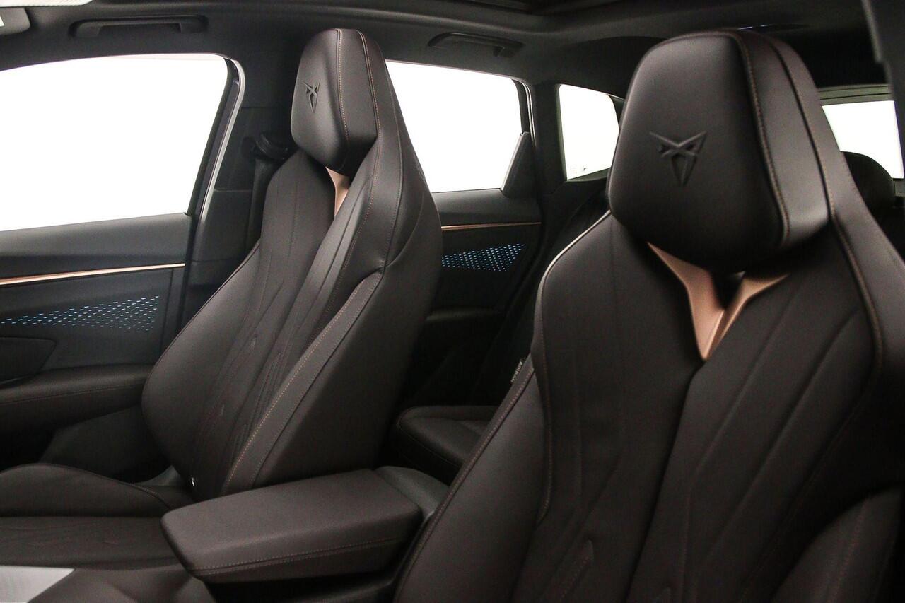 Cupra Terramar VZ Performance 1.5 TSI e-Hybrid 272pk DSG Automaat Lederen bekleding, Panoramadak, Sennheiser audio, LED matrix koplampen, Adaptive cruise control, 360 camera