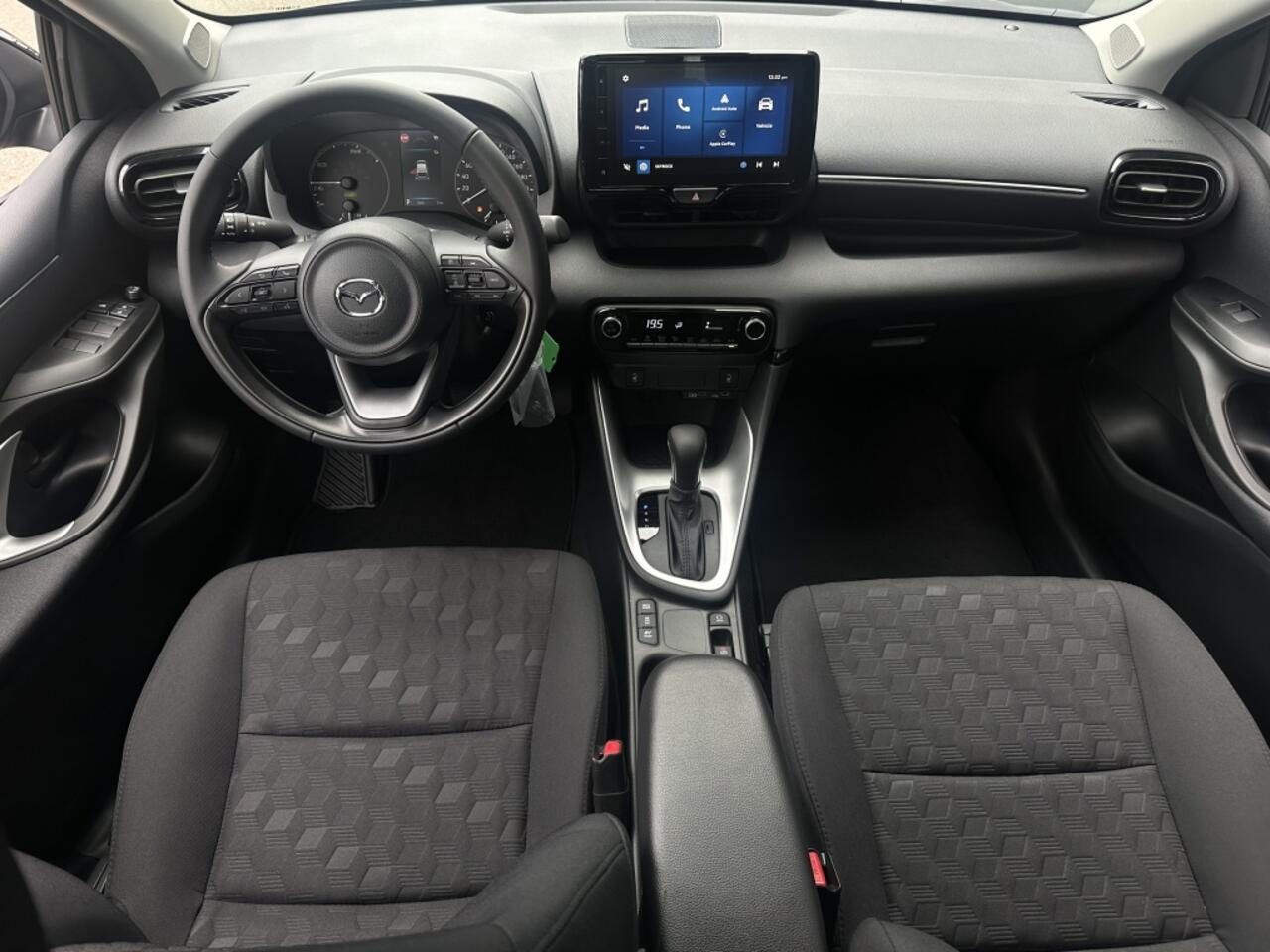 Mazda 2 Hybrid 1.5 Hybrid Centre-line