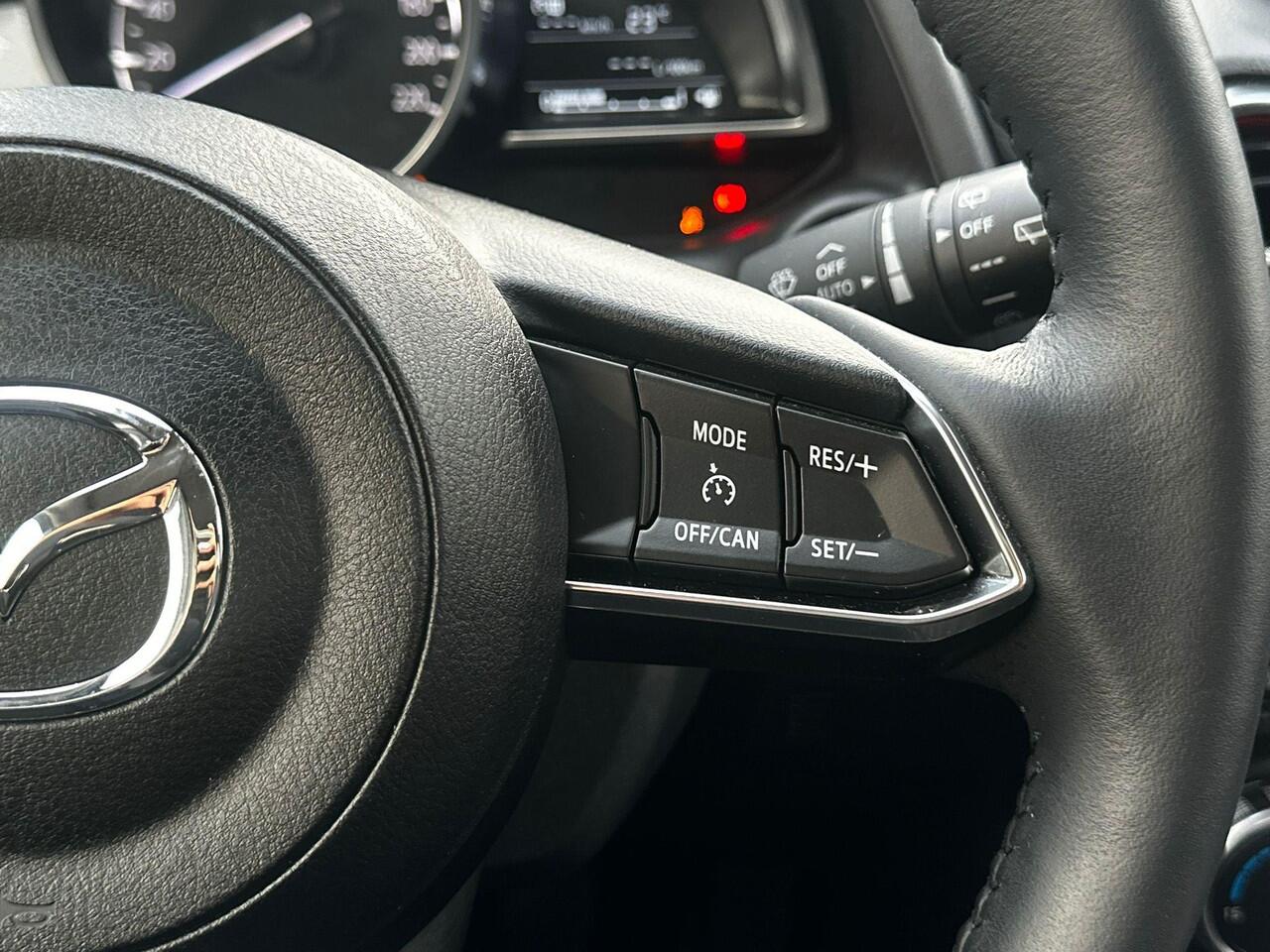 Mazda 2 1.5 e-SkyActiv-G 90 Homura Aka