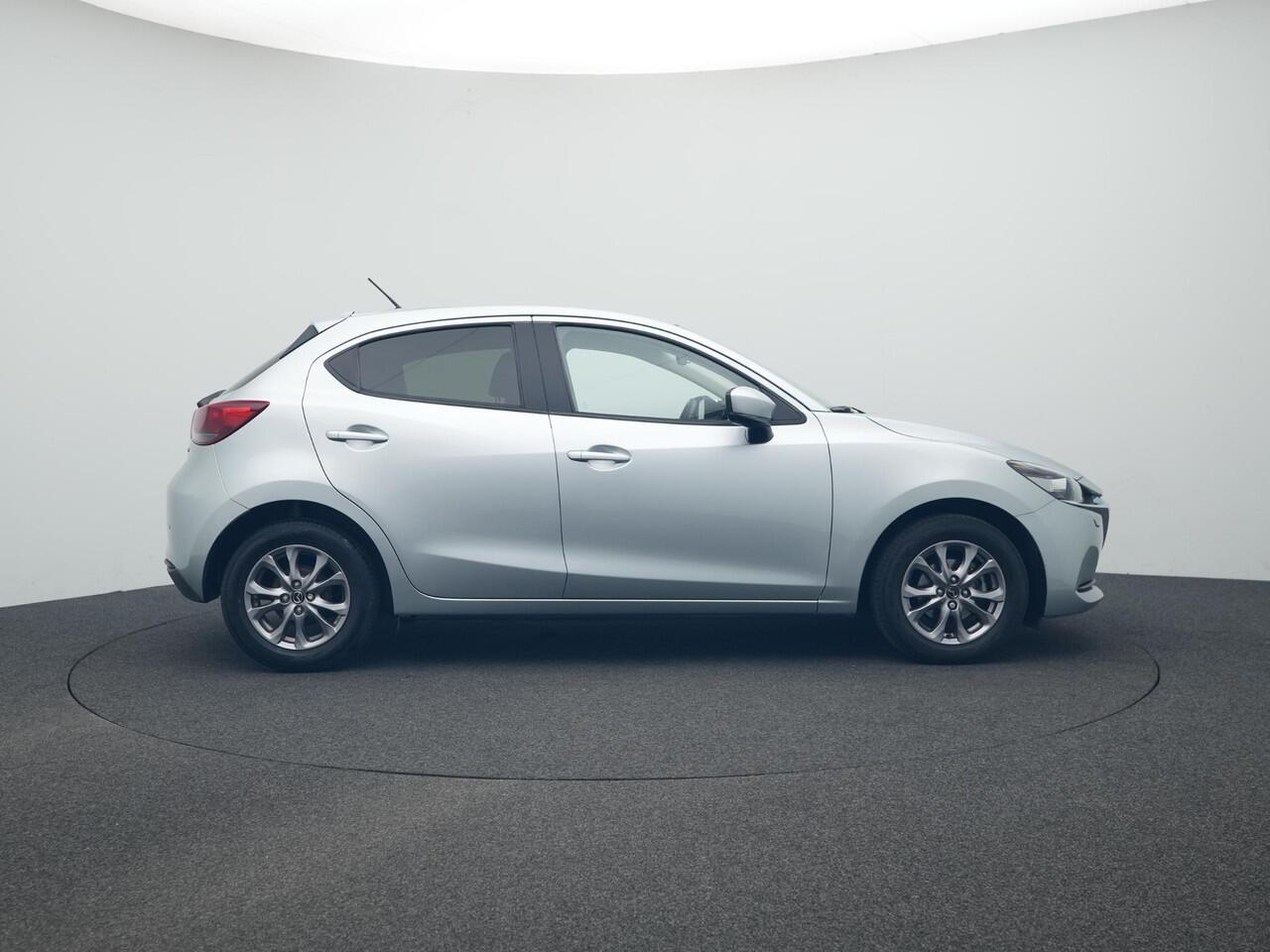 Mazda 2 1.5 Skyactiv-G Comfort met navigatie : dealer onderhouden