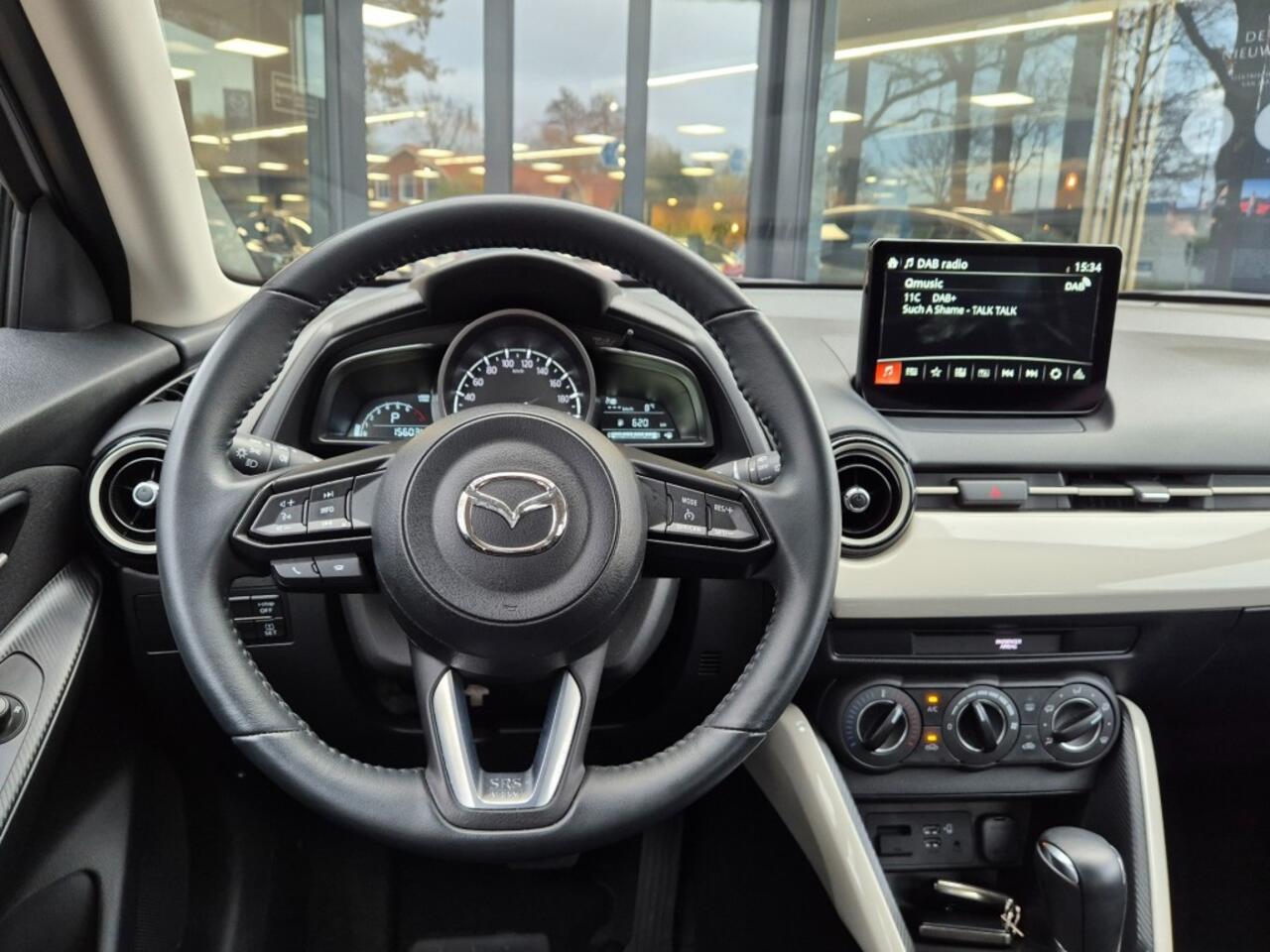 Mazda 2 SKYACTIV-G 90 6AT CENTRE-LINE / CARPLAY
