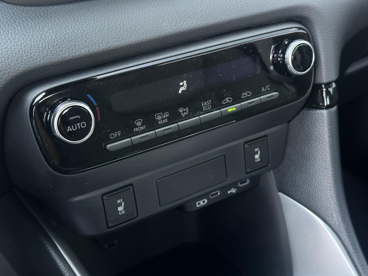 Mazda 2 1.5 Centre-line