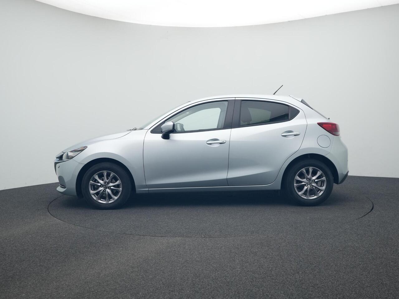 Mazda 2 1.5 Skyactiv-G Comfort met navigatie : dealer onderhouden