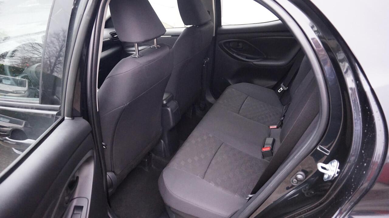 Mazda 2 Hybrid 1.5 Centre-line