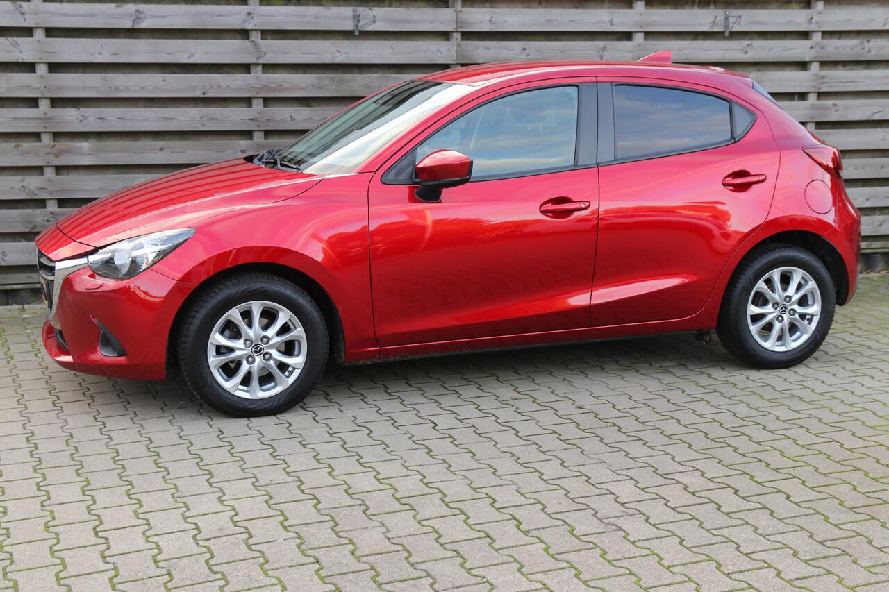 Mazda 2 1.5 Skyactiv-G / Automaat / Cruise / All Season / Camera