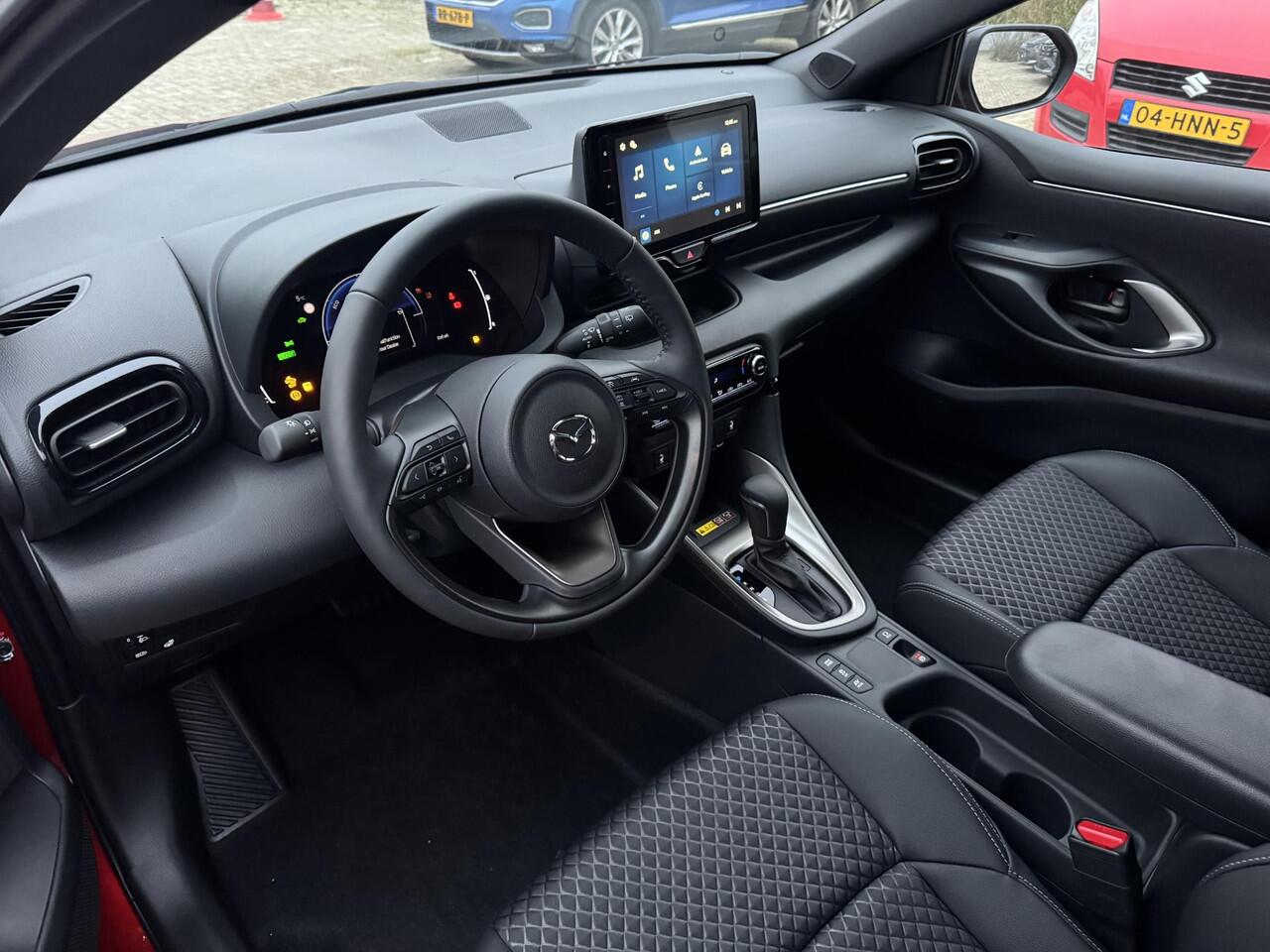 Mazda 2 Hybrid 1.5 Homura | Achteruitrijcamera | Stoel/stuurverwarming | Apple Carplay/Android Auto | Climate control | Lichtmetalen velgen | Half leder |