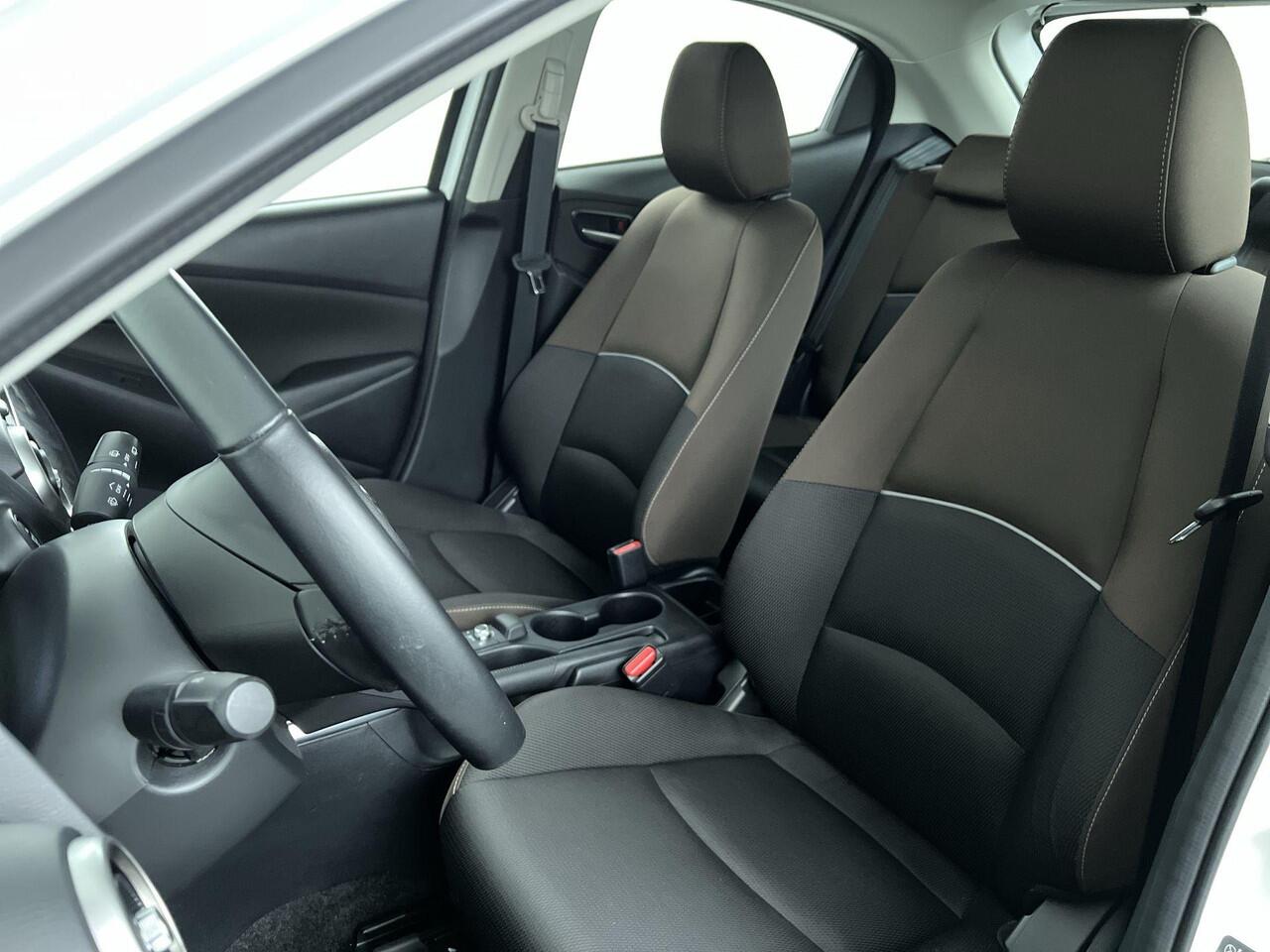 Mazda 2 1.5 Skyactiv-G | Rijklaar | Dealeronderhouden | Navigatie | Airco