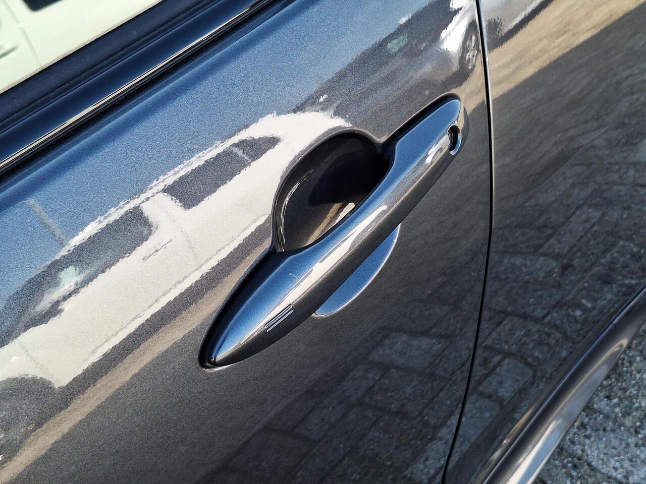 Mazda 2 Hybrid 1.5 Homura | Achteruitrijcamera | Stoel/stuurverwarming | Apple Carplay/Android Auto | Climate control | Lichtmetalen velgen | Half leder |