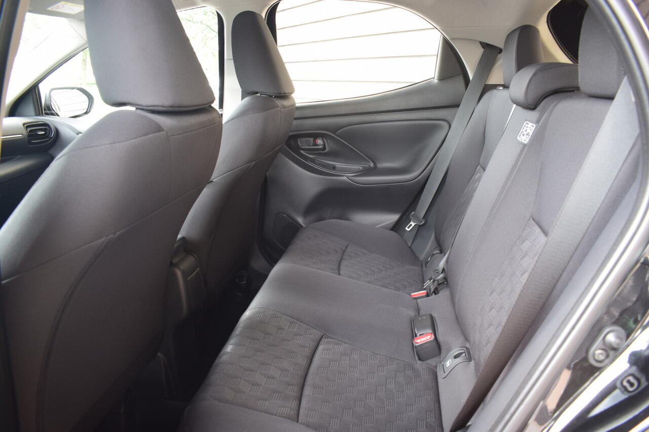 Mazda 2 Hybrid 1.5 Exclusive-line - ¤ 3.000,- voorraadkorting - Meerdere kleuren en uitvoeringen direct uit voorraad leverbaar*