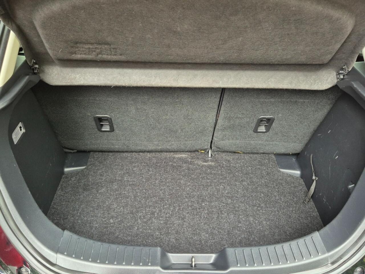 Mazda 2 SKYACTIV-G 90 LUXURY /Trekhaak