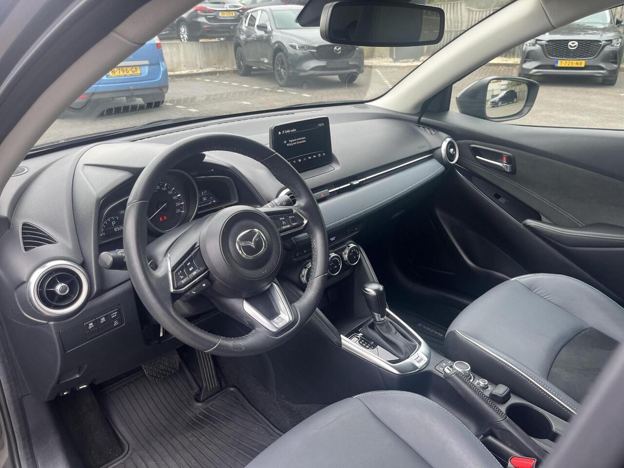 Mazda 2 1.5 Skyactiv-G Signature | Automaat | Leder | Camera |