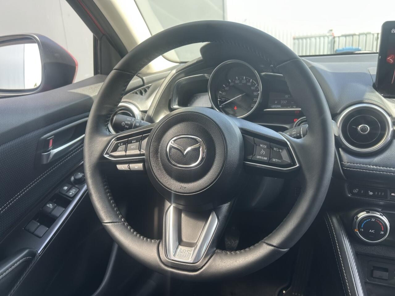 Mazda 2 1.5 Skyactiv-G Luxury / Trekhaak / Camera / Armsteun