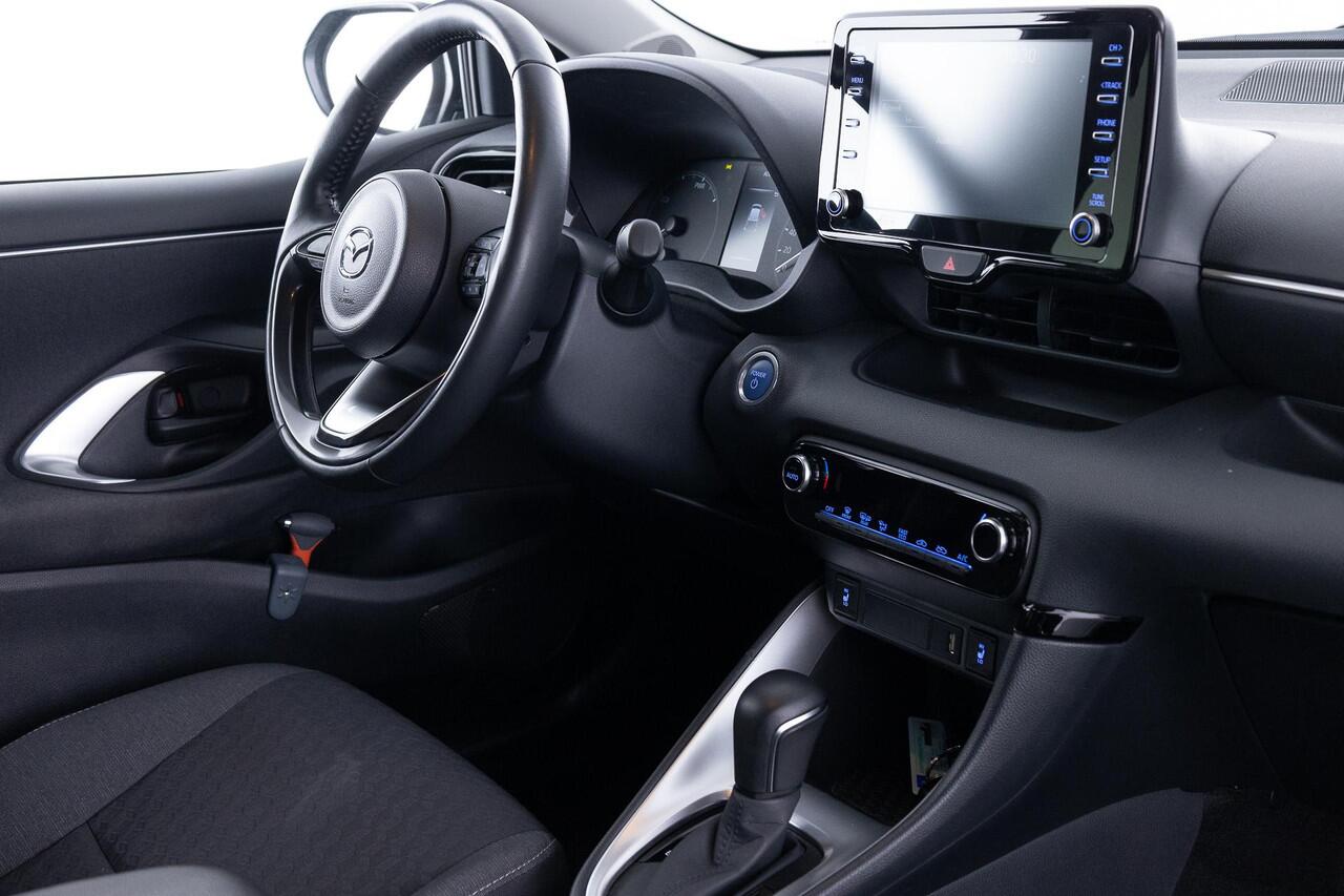 Mazda 2 Hybrid 1.5 Agile AUTOMAAT | TREKHAAK | PRIVACY GLASS | APPLE CARPLAY/ANDROID AUTO | LM VELGEN | NED. AUTO | DEALER ONDERHOUDEN | VERBRUIK 1:25 |