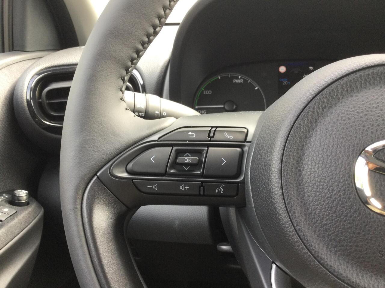 Mazda 2 Hybrid 1.5 Exclusive-line | Camera | Applecarplay | Stoelverwarming |