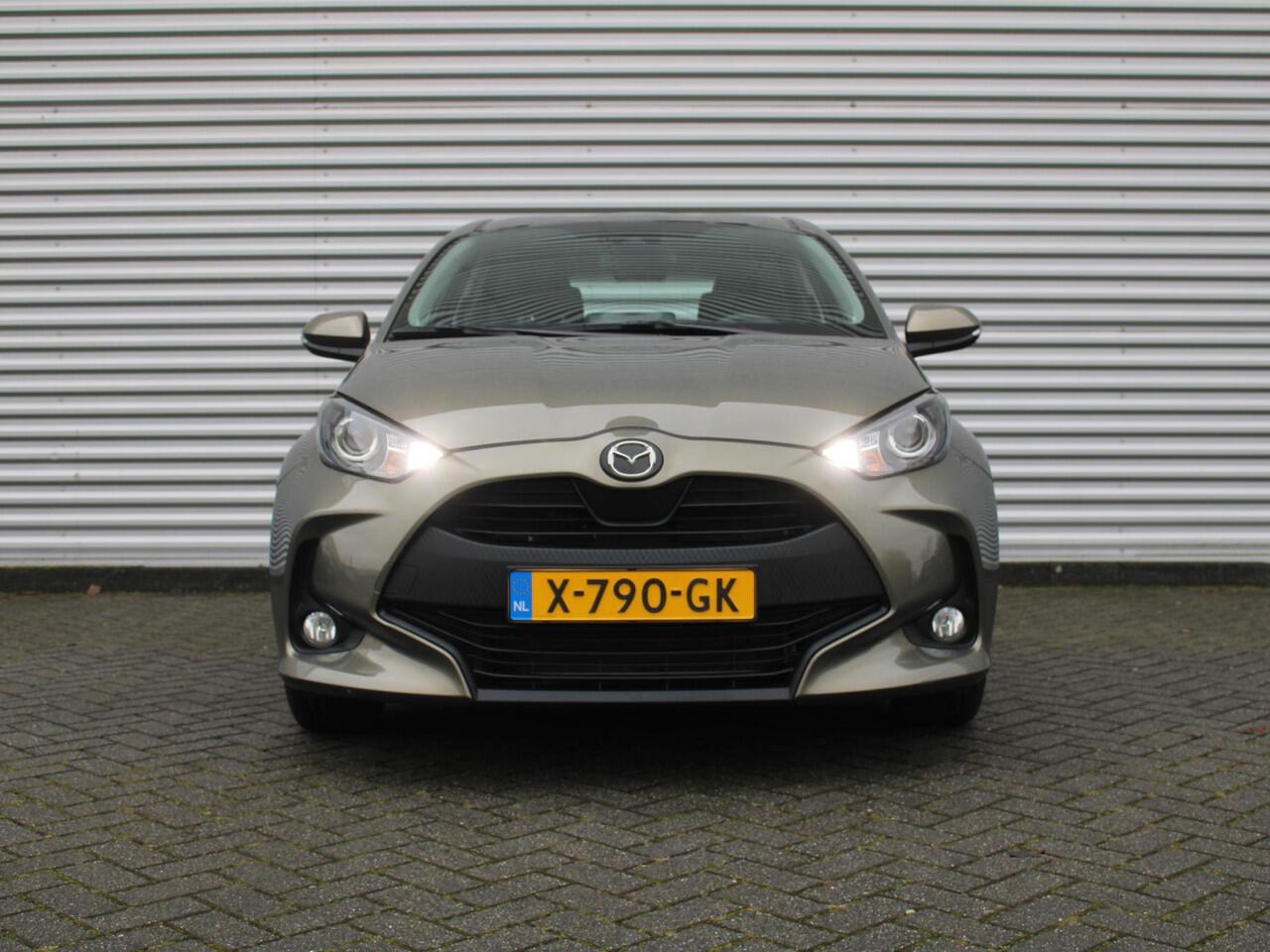 Mazda 2 Hybrid 1.5 Agile | Stuur-/stoelverwarming | Camera | 15" LM | Cruise adapt. |