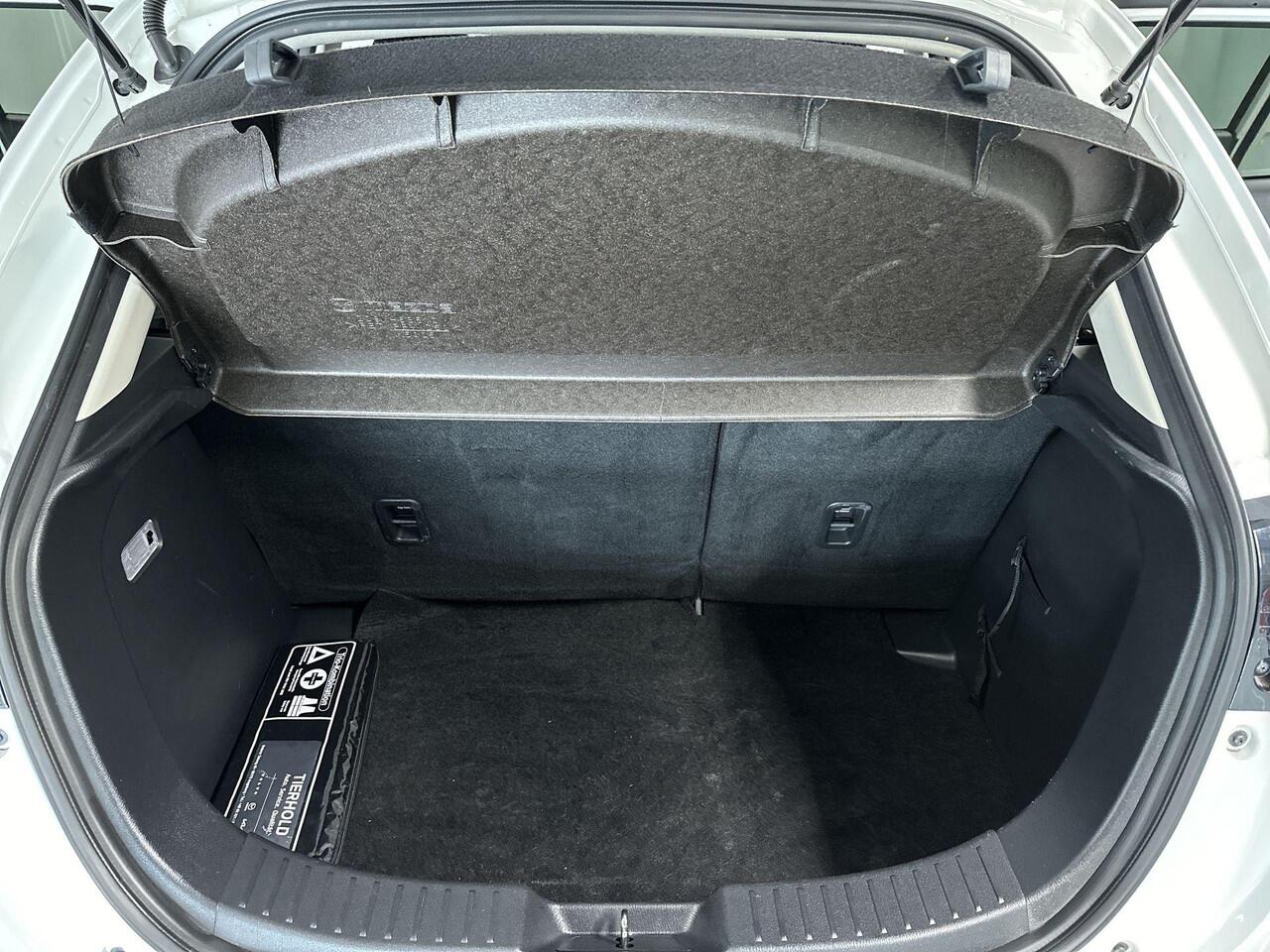 Mazda 2 1.5 Skyactiv-G Luxury Automaat | LED | NAVI