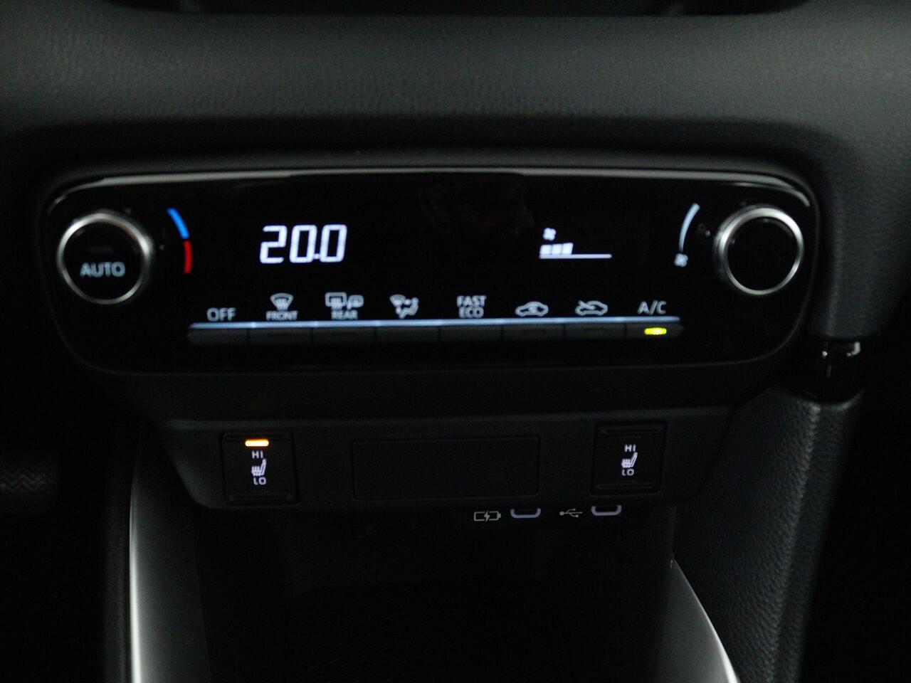 Mazda 2 Hybrid 1.5 Centre-line door AWNB Verkozen tot NUMMER 1 Top 10 zuinige gezinsauto's!