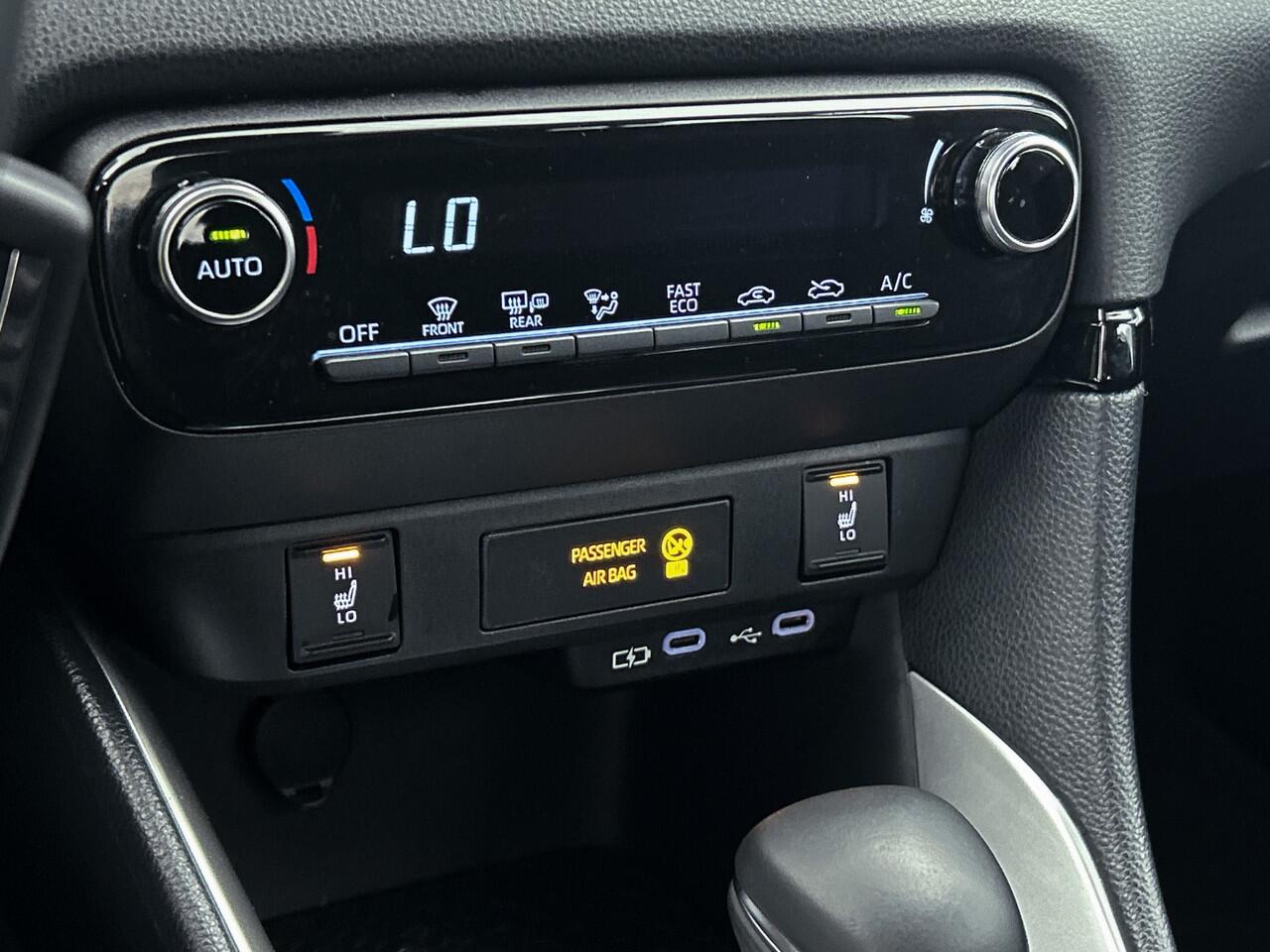 Mazda 2 Hybrid 1.5 Centre-line | Achteruitrijcamera | Lichtmetalen velgen | Apple Carplay/Android Auto | Climate control |