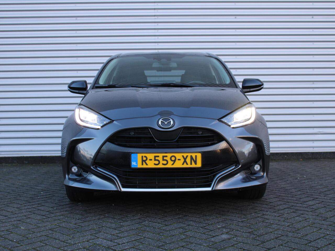 Mazda 2 Hybrid 1.5 Select | 16" LM | Stoel- & stuurverwarming | HUD | Camera | Dodehoek sensor | Clima | Apple Carplay/Android Auto |