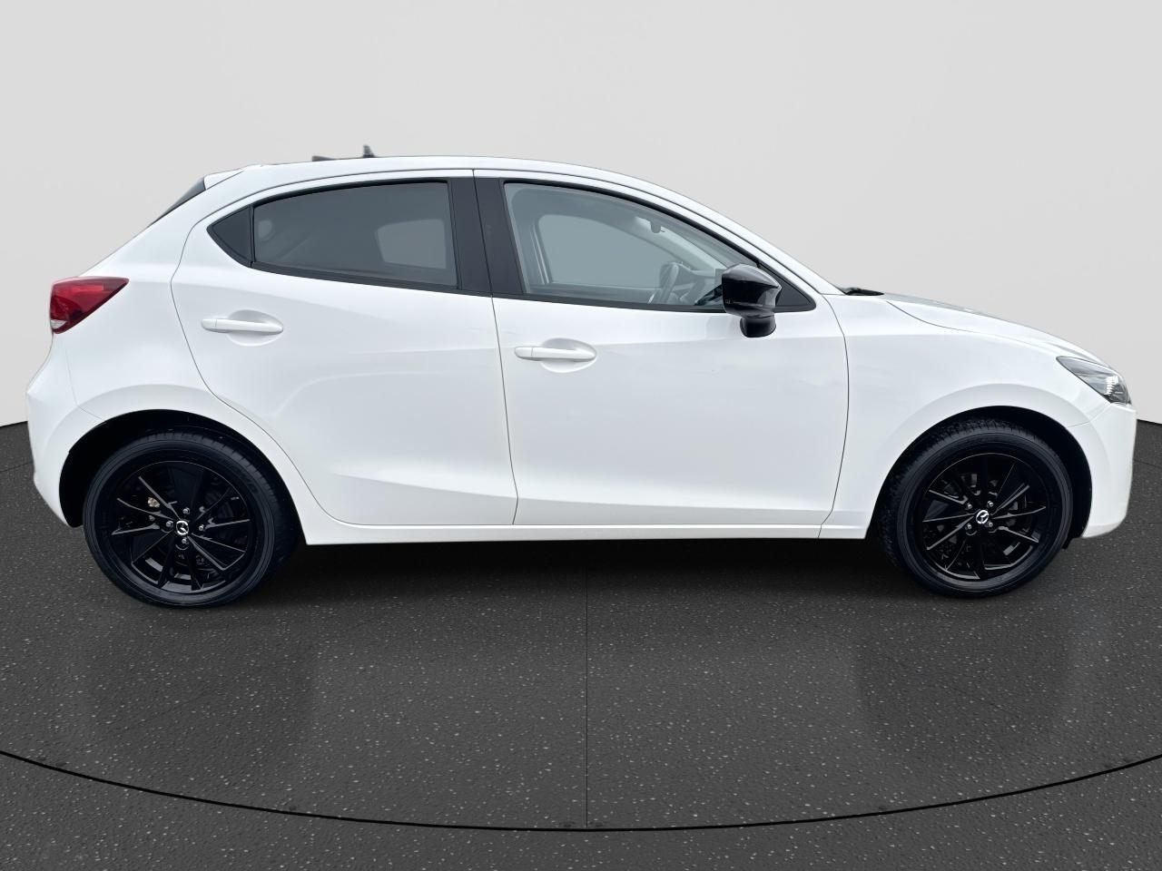 Mazda 2 1.5 e-SkyActiv-G 90 Homura | Rijklaar | Achteruitrijcamera | Navigatie | Stoelverwarming