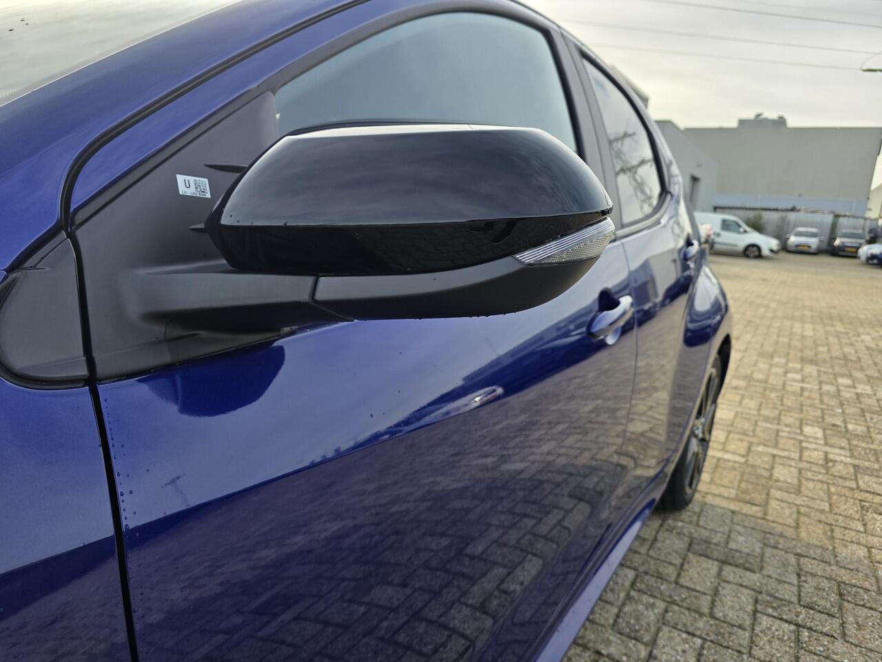 Mazda 2 Hybrid 1.5 Homura | Achteruitrijcamera | Stoel/stuurverwarming | Apple Carplay/Android Auto | Climate control | Lichtmetalen velgen | Half leder |