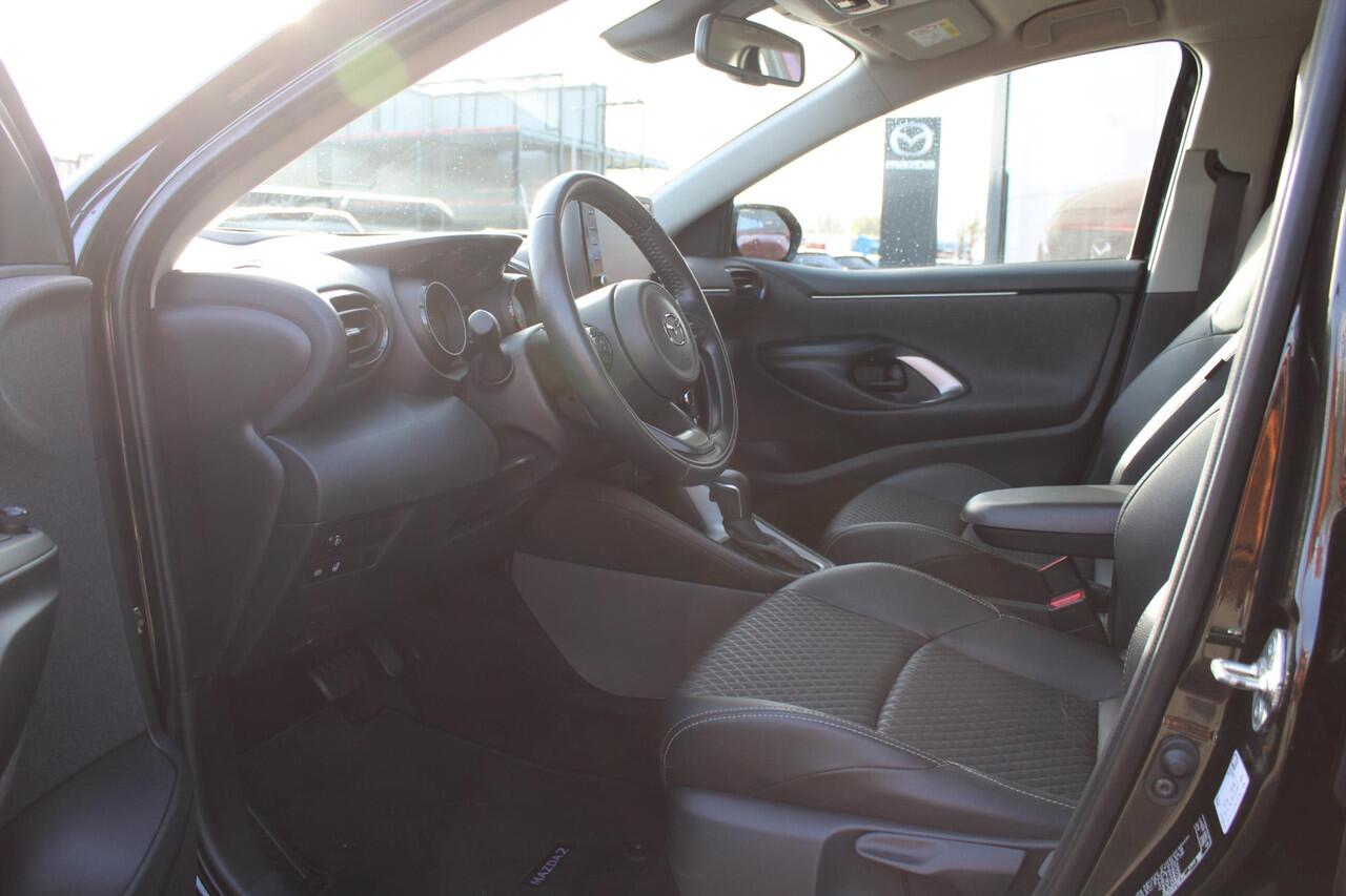 Mazda 2 Hybrid 1.5 Select , Automaat, Adap.Cruise, Camera, PDC, HUD, Clima, Apple Carplay, LMV 16 Inch, Stuur/Stoelverwarming