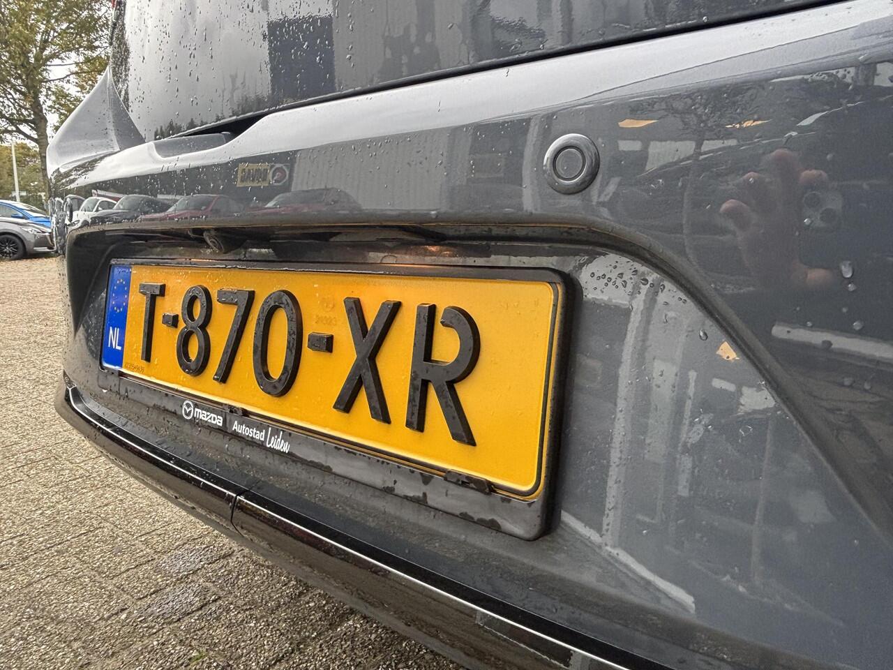 Mazda 2 1.5 e-SkyActiv-G 90 Exclusive-Line NL-Auto, Dealer Ondh. Navigatie, Apple Carplay /Android Auto, Camera 360, Add. Cruise Controle, Parkeerhulp v, Head-up, Lichtmetaal.