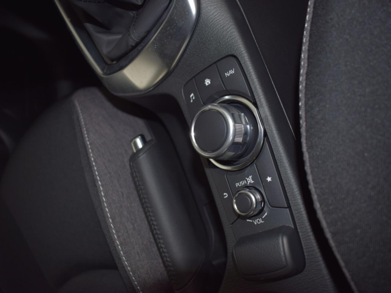 Mazda 2 1.5 Excl. Line *DEMO*