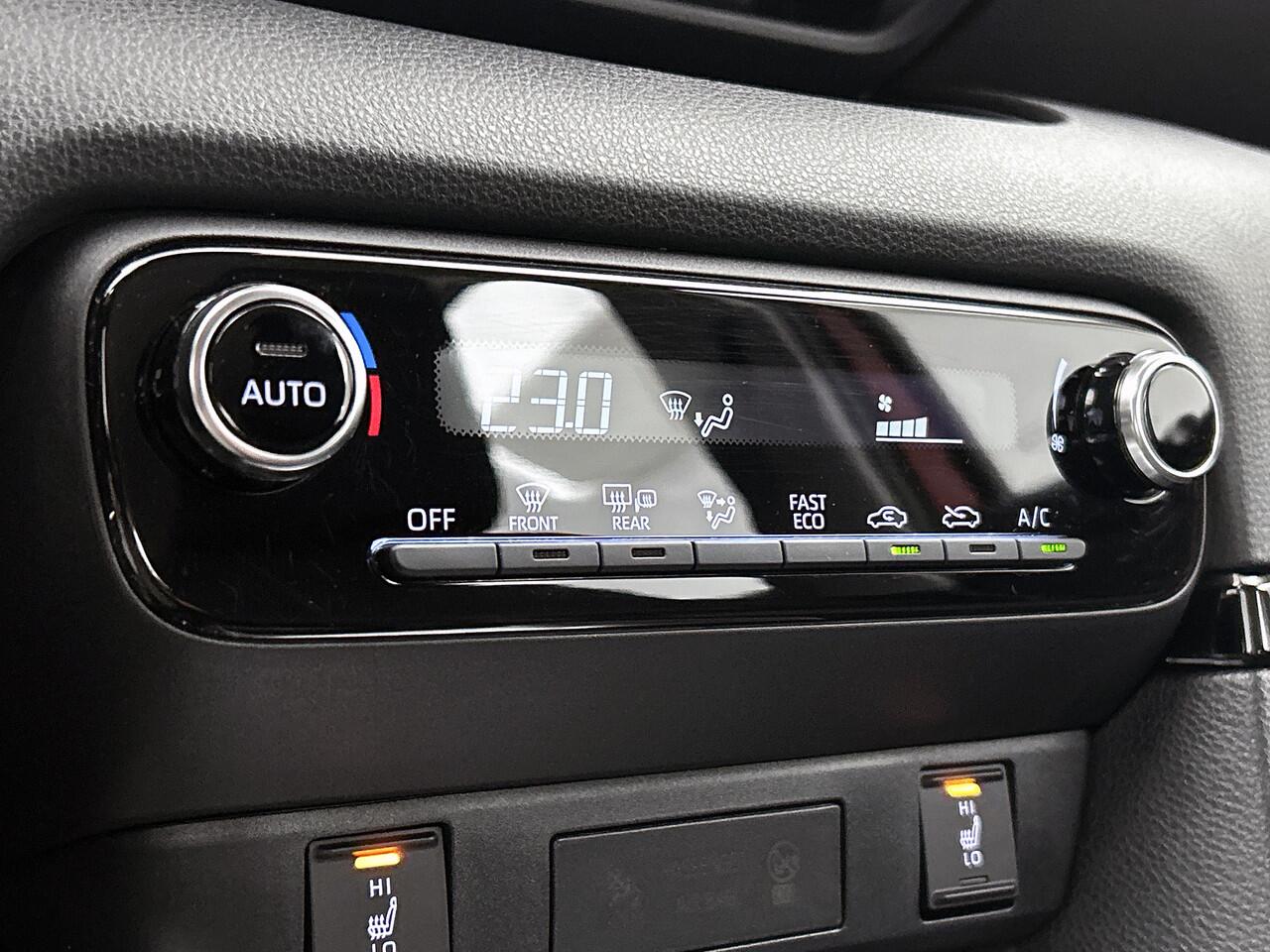 Mazda 2 Hybrid 1.5 Centre-line | Camera | Stoelverwarming |