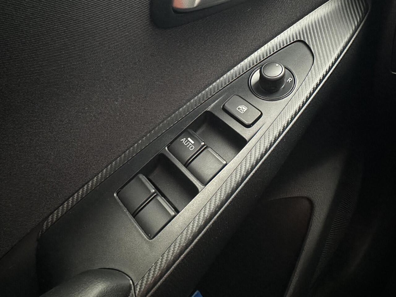 Mazda 2 1.5 e-SkyActiv-G 90 Homura | CAMERA | APPLE CARPLAY & ANDROID AUTO | 4-SEIZOENSBANDEN |