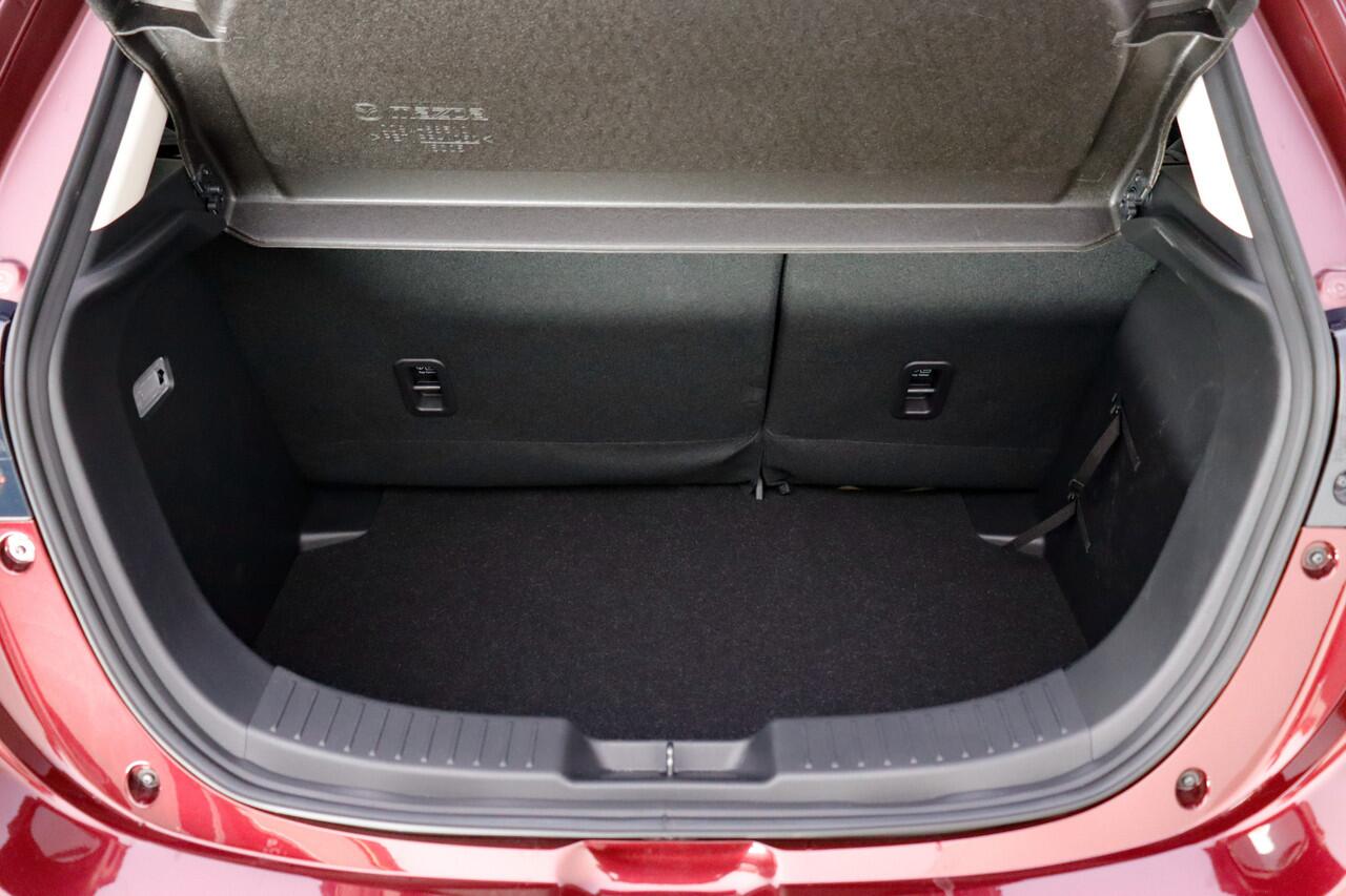 Mazda 2 1.5i Aut. Skyactiv-G Comfort FULL LED | CAMERA | NAVI | CARPLAY | STUUR+STOELVERW | CRUISE | LMV | PDC