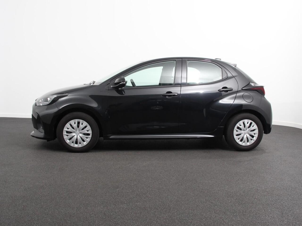 Mazda 2 Hybrid 1.5 Prime-line Airco Adaptieve cruise control Achteruitrijcamera Lane assist Radio Apple Carplay/ Android auto