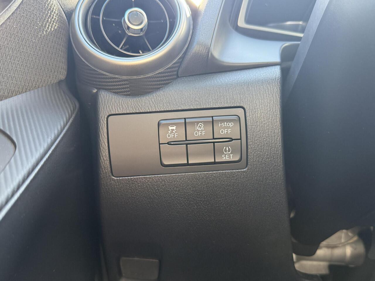 Mazda 2 1.5 Skyactiv-G Style Selected | WEINIG KILOMETERS | DEALERONDERHOUDEN | NAVIGATIE |