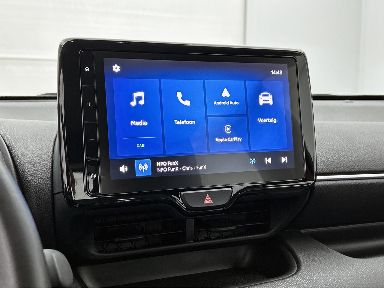 Mazda 2 Hybrid 1.5 Centre-line / Camera / Climate control / Stoelverw. / Adaptieve cruise