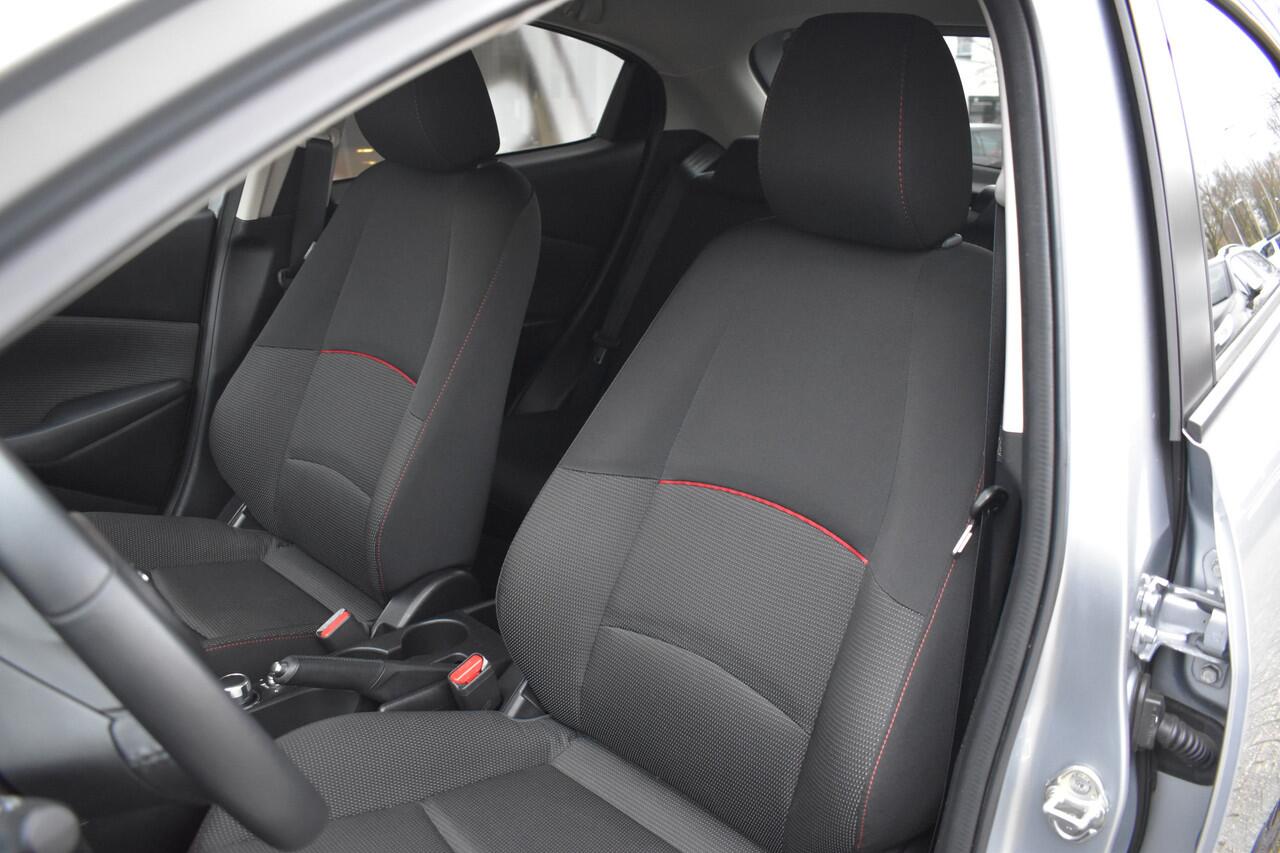 Mazda 2 1.5 Skyactiv-G Sportive / Carplay / Cruise / Camera / Stoelverwarming