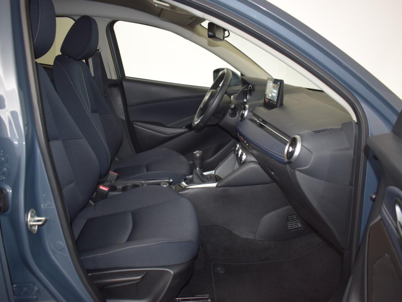 Mazda 2 1.5 Skyact-G Luxury NAVI PDC APPLE CARPLAY