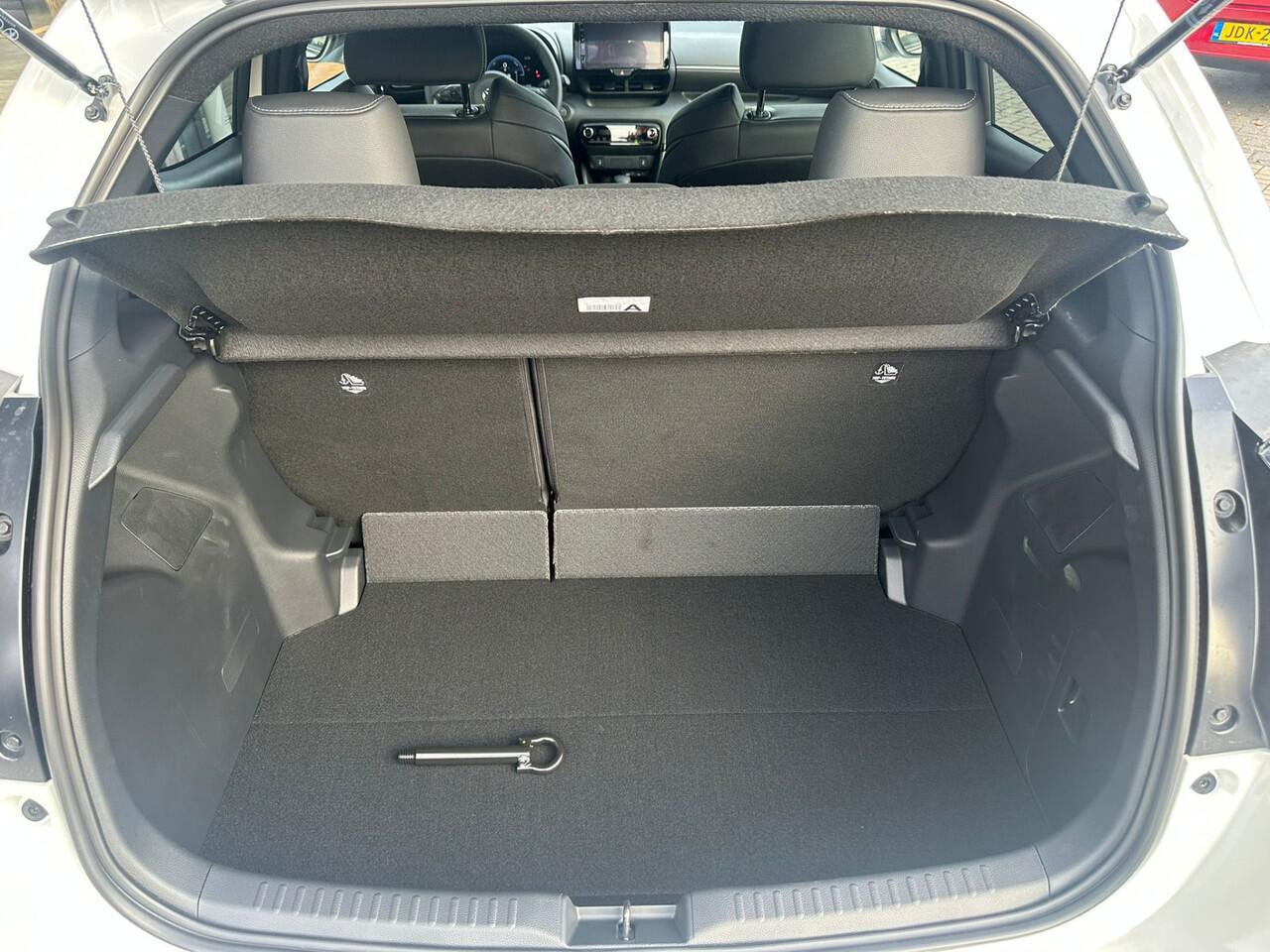 Mazda 2 Hybrid 1.5 Homura 116 PK AUTOMAAT APPLE CARPLAY& ANDROID | CLIMA | ACHTERUITRIJCAMERA * ¤ 3000,- EXTRA INRUIL DEAL* WINTERPAKKET | 17 INCH LMV