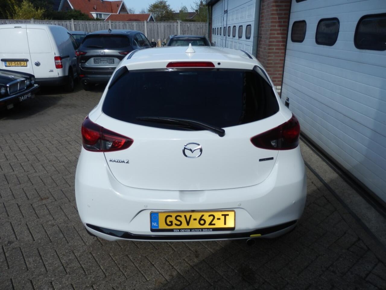 Mazda 2 1.5 E-SA-G HOMURA